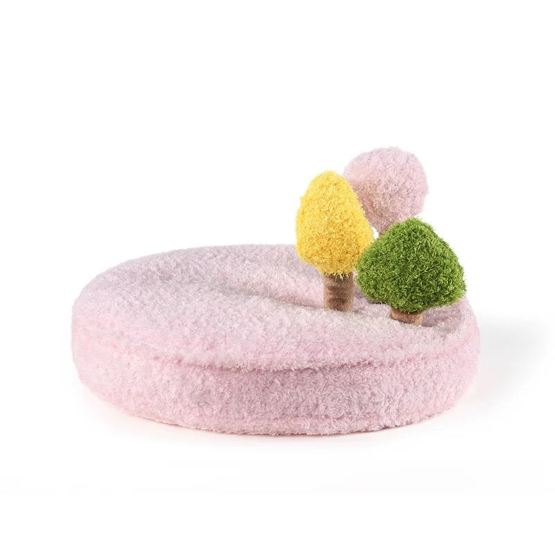 UF Mini Tree Plush Bed